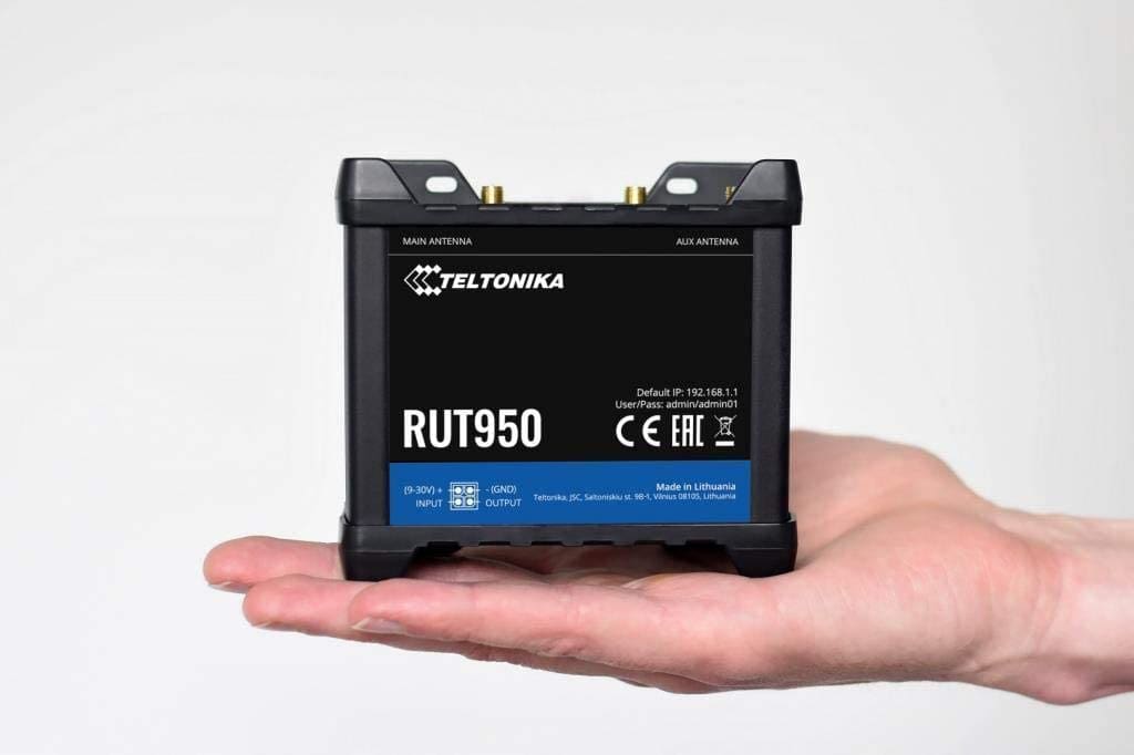 Teltonika RUT950 3G/4G LTE Dual SIM High Availability Router with WiFi - Image 2